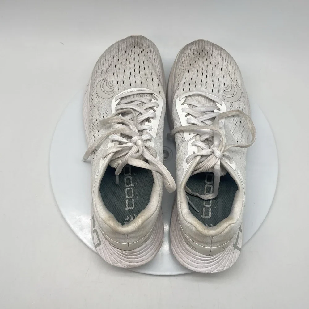 Topo Athletic‎ Sneakers Womens 8 Specter White Running Athletic Gym Shoes